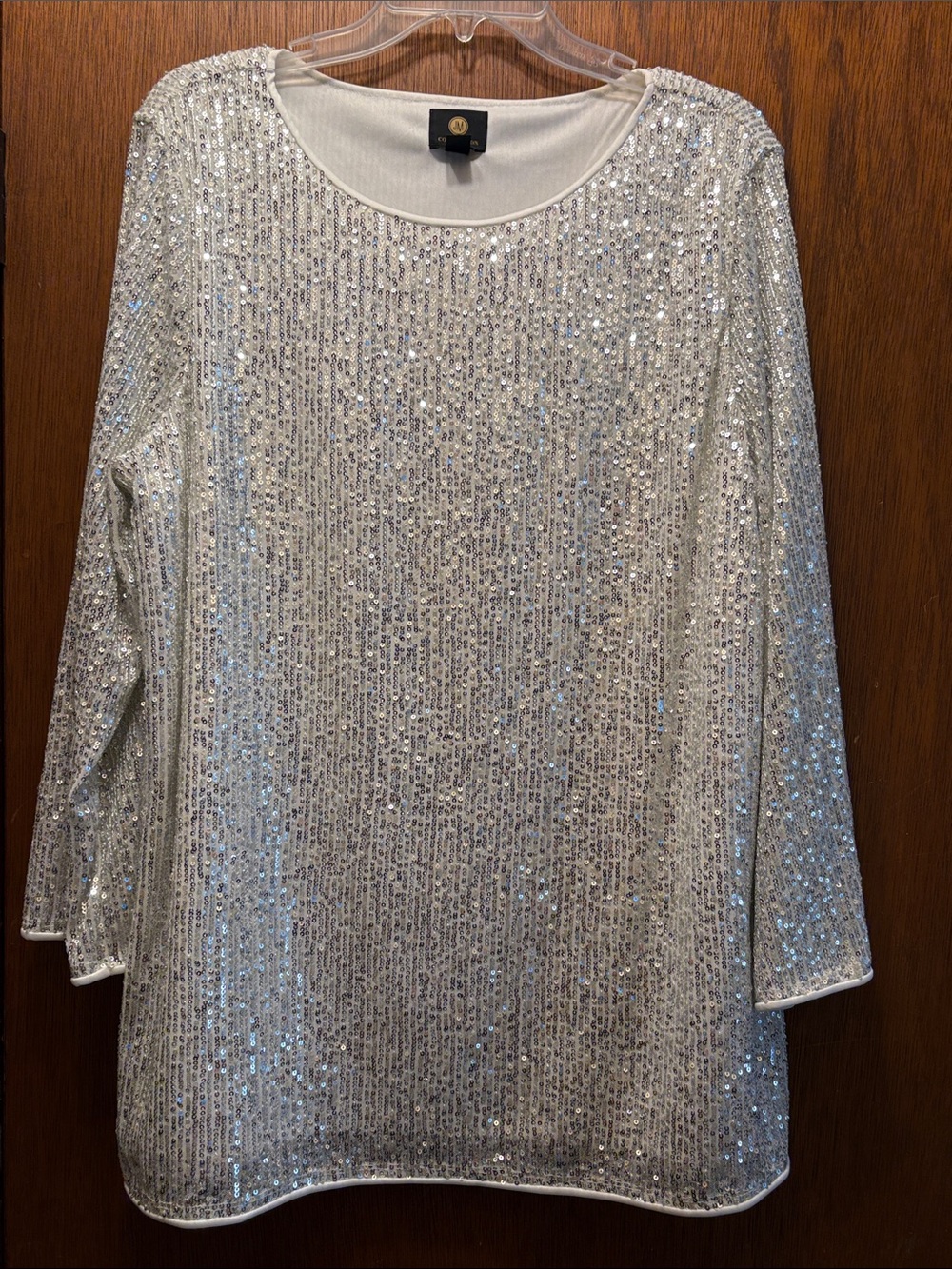 JM Collection Silver Sequin Long Sleeve Tunic Top Formal attire